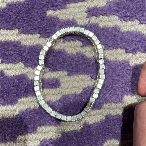 Silver beaded bracelet - Picture 2 of 5